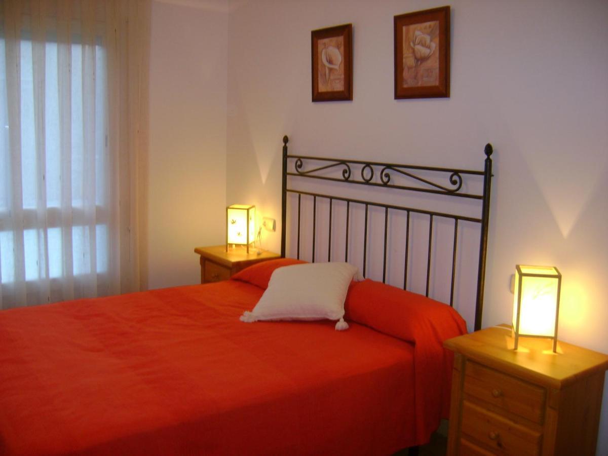Apartamentos Pirineos Ordesa El Pueyo de Araguás Oda fotoğraf